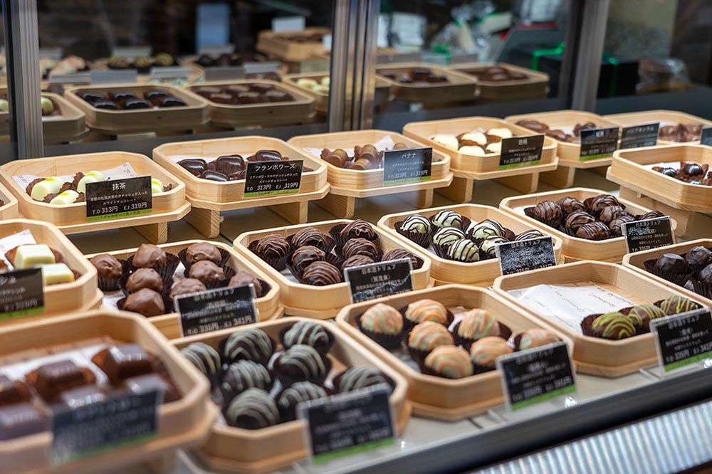 日本酒トリュフで西条の魅力を味わう｜チョコレート専門店 御饌cacao